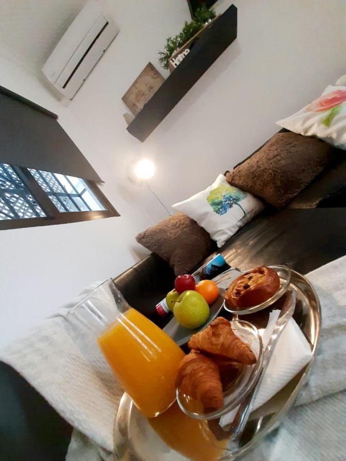 Bohemian & Suites Catedral -Parking Seville Exterior photo